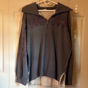 ODDY Gray and Cream Knit Top